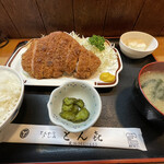 とん㐂 - 大ロースカツ定食