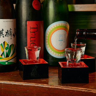 【酒兵卫也认可!】名产的高汤混合、严选的日本酒&烧酒