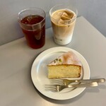 エヌ コーヒーアンドベイク - 『紅茶(アイス)』『カフェラテ (アイス)』
            『レモンケーキ』
            