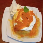 今万人珈琲   - マンゴーキウイとソフト氷