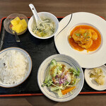 山水家 - 2品選択ランチ エビチリ