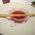 テーブル36 - トマトの冷製スープ