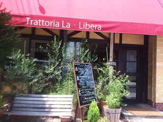 La Libera - 店舗正面