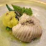 えいひれと温野菜のサラダ