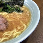 寿々喜家 本店 - バランス良く旨味の強いスープ。