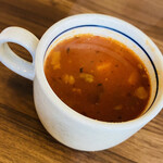 炭火ハンバーグ 肉焼き亭 - ミネストローネも手抜きなし♫