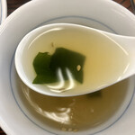 Gyouza No Manshuu - スパイシーさゼロのワカメスープ