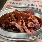 飛騨焼肉・ホルモンぼたん - 名物アカ　300円