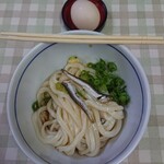 大庄屋製麺 - うどん(小・冷)と、玉子１
