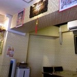 プリックタイ - カジュアルなタイ風の店内