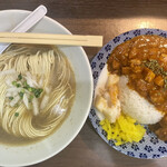 ヌードル＆スパイスカレー 今日の1番 - 相変わらずの絶品、朝限定セット　税込¥1000-