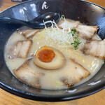 かまん - 牛骨チャーシュー麺¥1,100