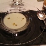 銀座 レカン - 茶豆の冷製スープ