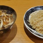 ラーメン 坊也哲 - 黒豚もりつけそば