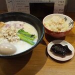 鯛ラーメン 銀次、ぷるっと。 - 