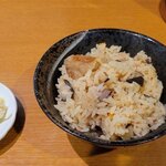 中華そば うえまち - 黒豚炊き込みご飯（昼限定）