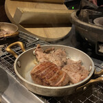 焼肉酒場 にくまる - 