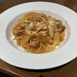 トラットリア シンチェリタ - パンチェッタと玉ねぎのトマトソース　スパゲティ
