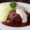 プクプク亭 - 料理写真:独特の食感とソースが決め手　『プクプク亭特製ハンバーグ』　洋ワサビのソースがアクセント。牛タンを加えて食感をプラスした、プクプク亭の名物メニューです。