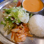 サールナート - サラダとアチャール