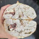 SONOHI BAGEL - 『ベーグル くるみクリームチーズあんこ』