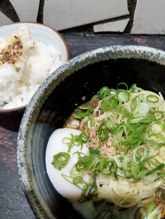 きさく - 汁なし担々麺 温玉いり ごはん