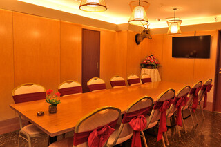 VIETNAM SKY RESTAURANT - 店内奥の完全個室◎各種ご宴会やパーティー、お食事会などに最適です。