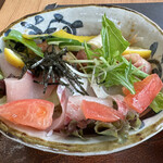 大乃屋 - 裏側のブリは醤油ダレか味噌ダレで頂く。