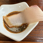 大乃屋 - 醤油ダレに付けて頂いても旨い。