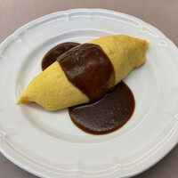厳選洋食さくらい - オーセンティックなオムライス
