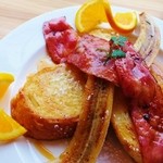 フラットホワイト コーヒー ファクトリー - フレンチトースト