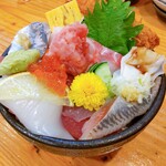Junchan Zushi - 海鮮丼