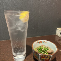 馬刺しと焼き鳥 グルマン三年坂 - 