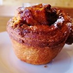 フラットホワイト コーヒー ファクトリー - ブリオッシュ