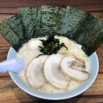 横浜家系ラーメン 魂心家 - 