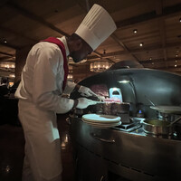 ロウリーズ・ザ・プライムリブ 恵比寿ガーデンプレイス店 - 