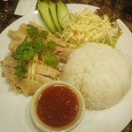 スクンビット ソイ55 - カオマンガイ
                                