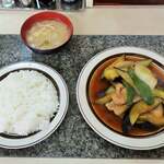 洋庖丁 - なすと肉の生姜焼き定食