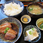 しおかぜ - 料理写真:豚の角煮定食　1,000円
