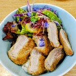 カフェレストラン EAT-Dining - ソースヒレカツボウル