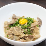 スタミナ苑 - 牛もつ味噌煮込み