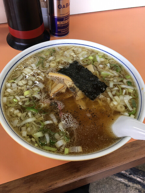 満洲軒 天童店の本格ラーメン &ndash; 山形県天童市で味わう絶品麺
