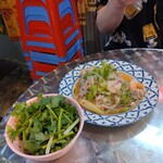 タイ屋台 999 - パクチー&ヤムウンセン