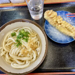 うらら - 冷かけうどんに竹輪天