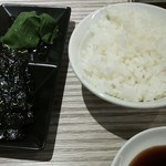 石水亭 - 韓国海苔とエゴマと白飯♪