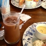 カフェポンテ - カエルはアイスコーヒーでモーニング