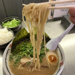 麺処 あきら - 麺は中太…