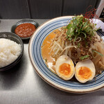 麺処 あきら - 飯(小)「ピリ辛」