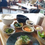 みのる食堂 - ハンバーグ定食おろしポン酢 150g 税込2190円