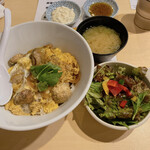 Shuusentei Gokyouan - 親子丼と唐揚げ2個セット